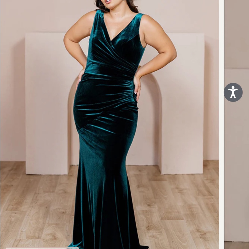 Revelry Dawson 613 Emerald 613 Dress